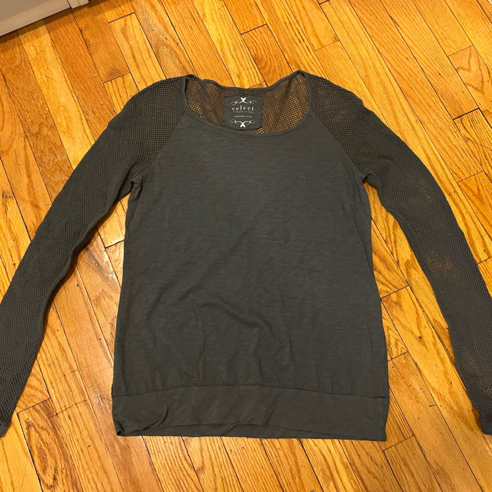 VELVET By Graham & Spencer Vintage Slub Long Sleeve Mesh Raglan Tee Gray Medium